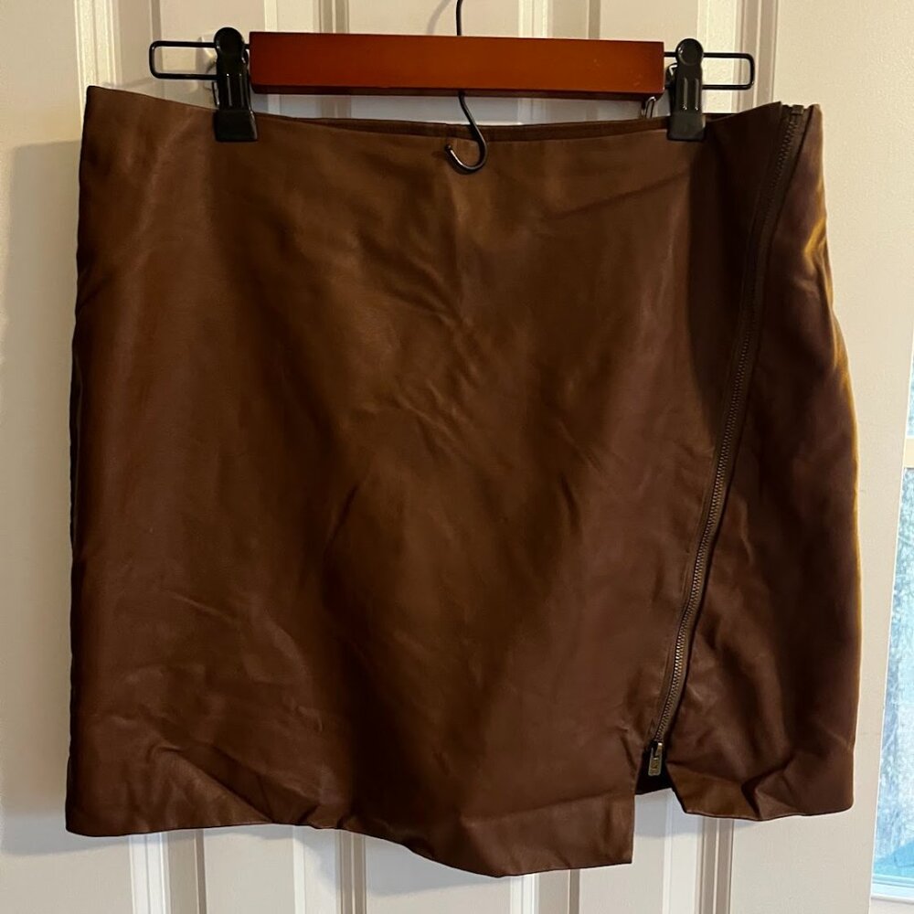 Hollister Brown Faux Leather Zip-Up Mini Skirt, Size Large